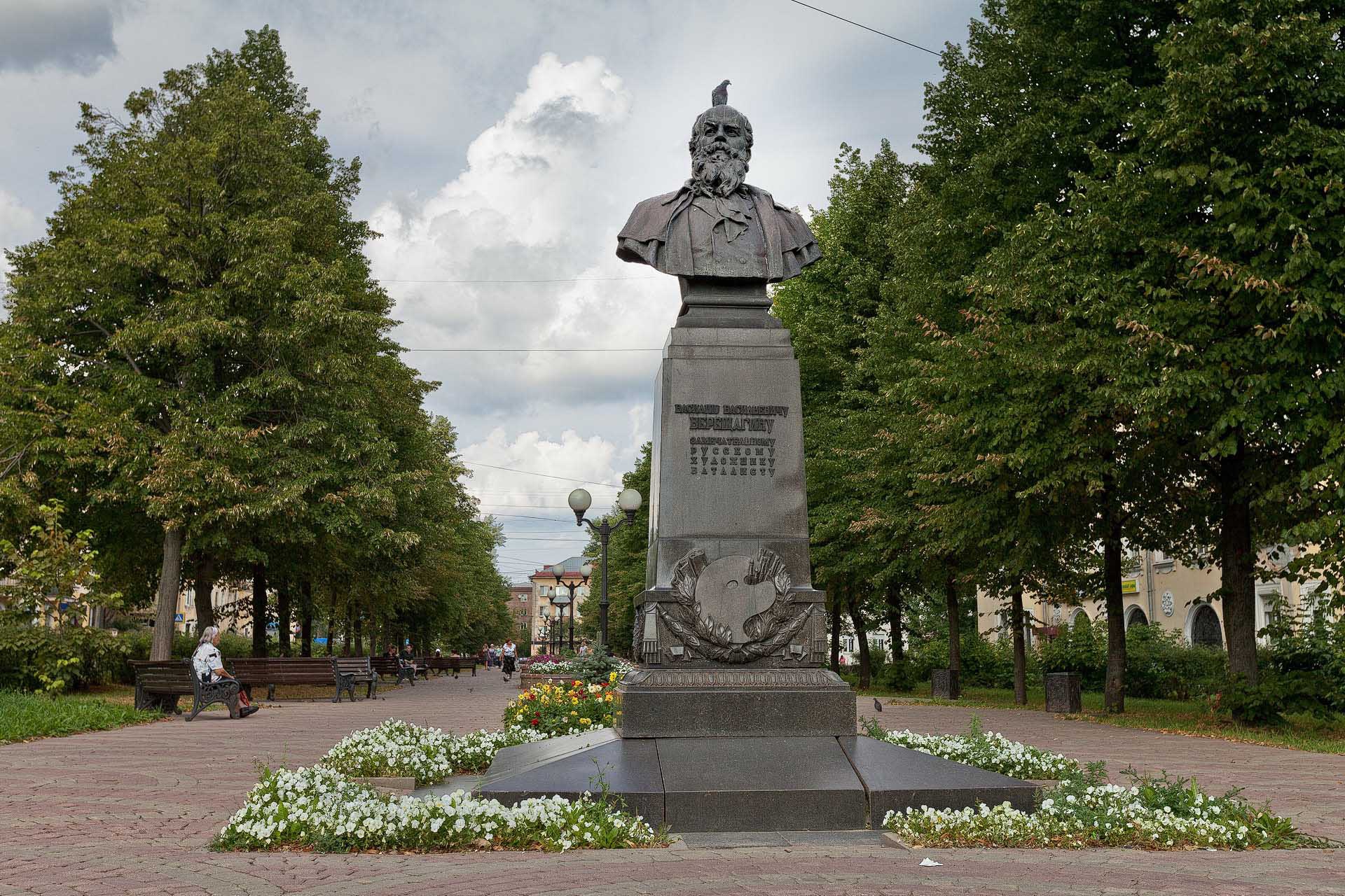 Памятник В.В. Верещагину. Фото ipetersburg.ru